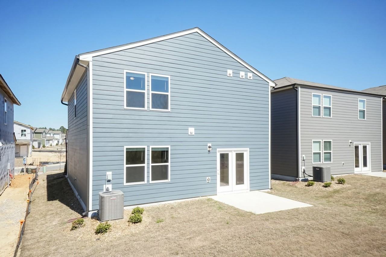 1498 Rhodes Pond St - Photo 4 of 28