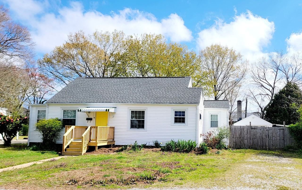 4 Howard Ct - Photo 2 of 26