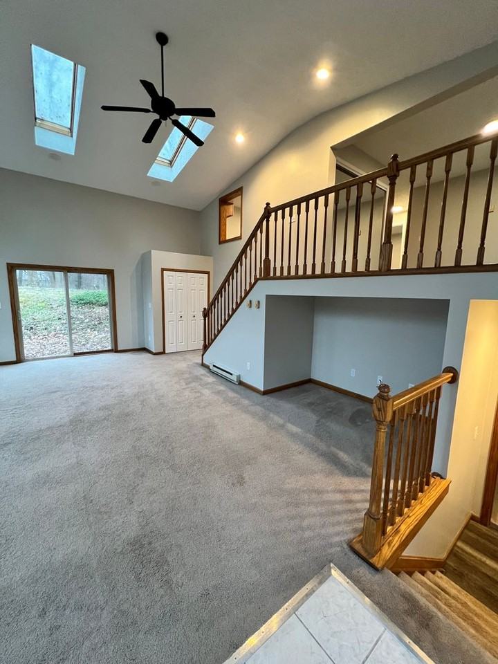 1257-1261 E. Nimisila - Photo 2 of 34