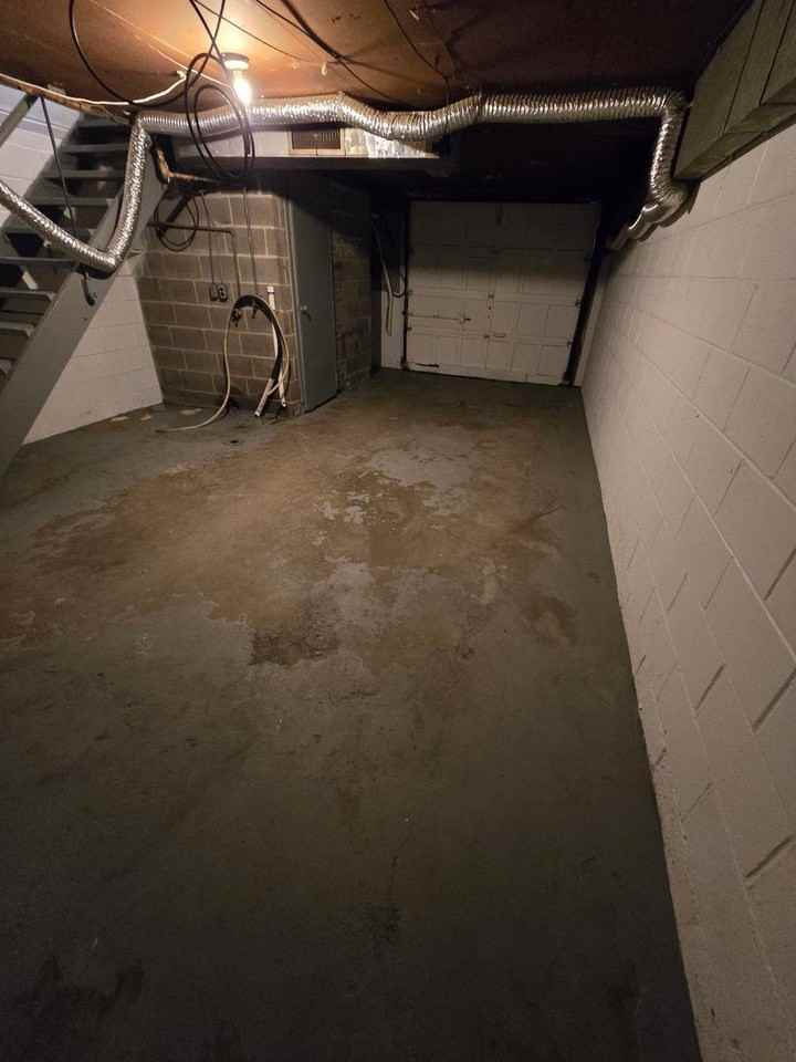 1224 26th St - Photo 2 of 9