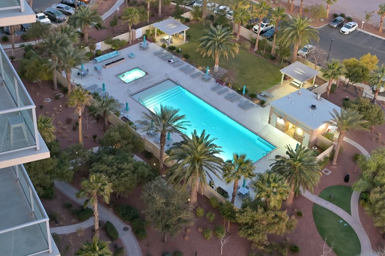 8255 Las Vegas Blvd S - Photo 3 of 50