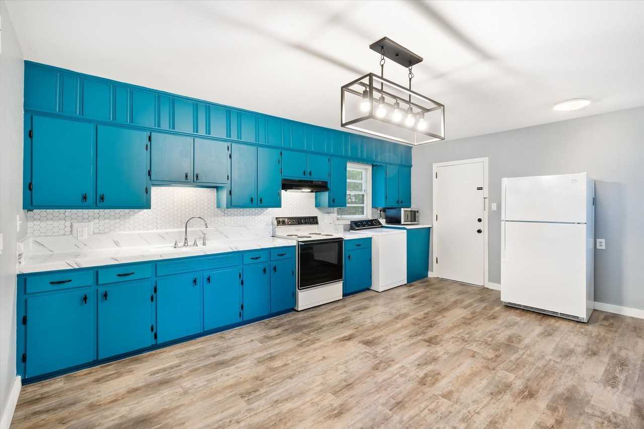 703 Magnolia Rd - Photo 5 of 20