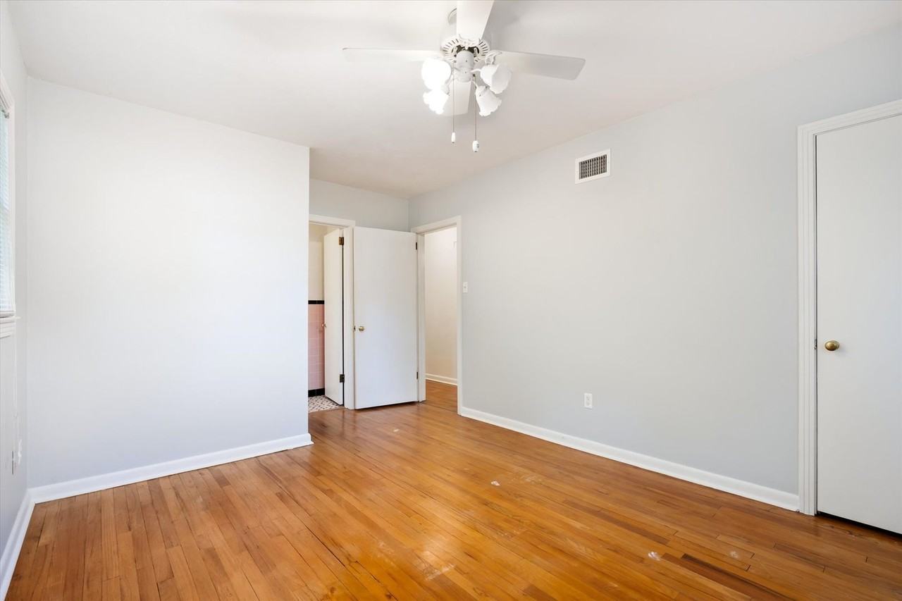 703 Magnolia Rd - Photo 7 of 20