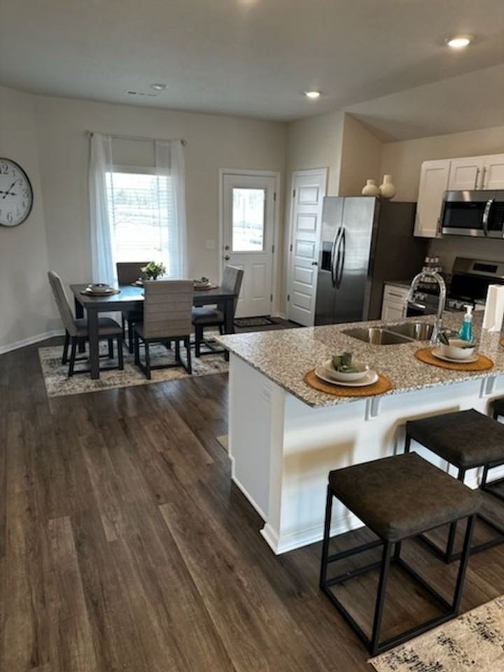 1419 S Scissortail Ln - Photo 4 of 11