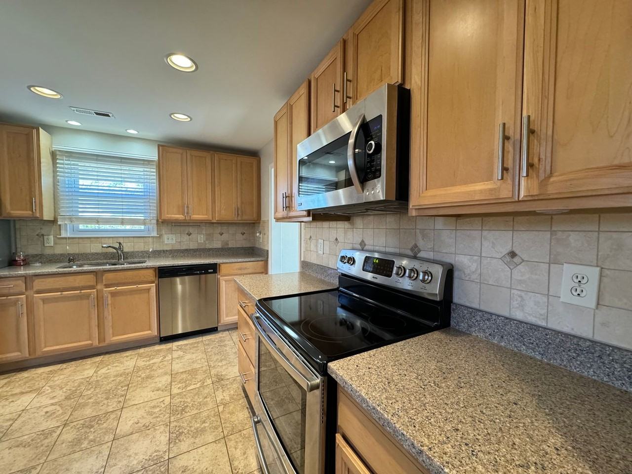 1933 Independence Blvd - Photo 2 of 14