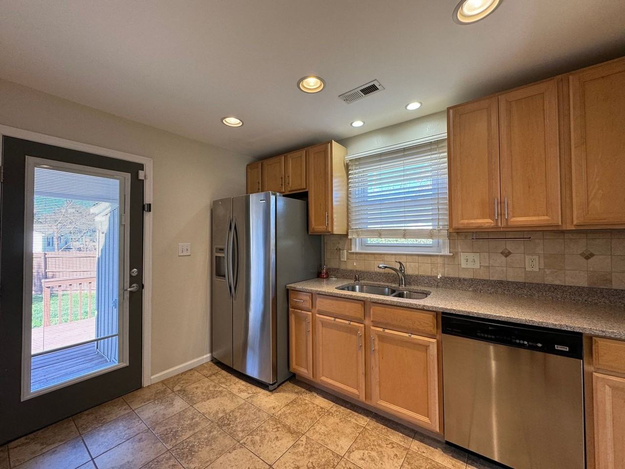 1933 Independence Blvd - Photo 3 of 14