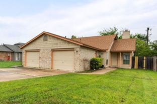 411 Greenlawn Blvd - Photo 1 of 1