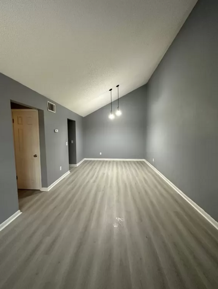 Welcome to Villa Pines at Baymeadows! - Photo 7 of 50