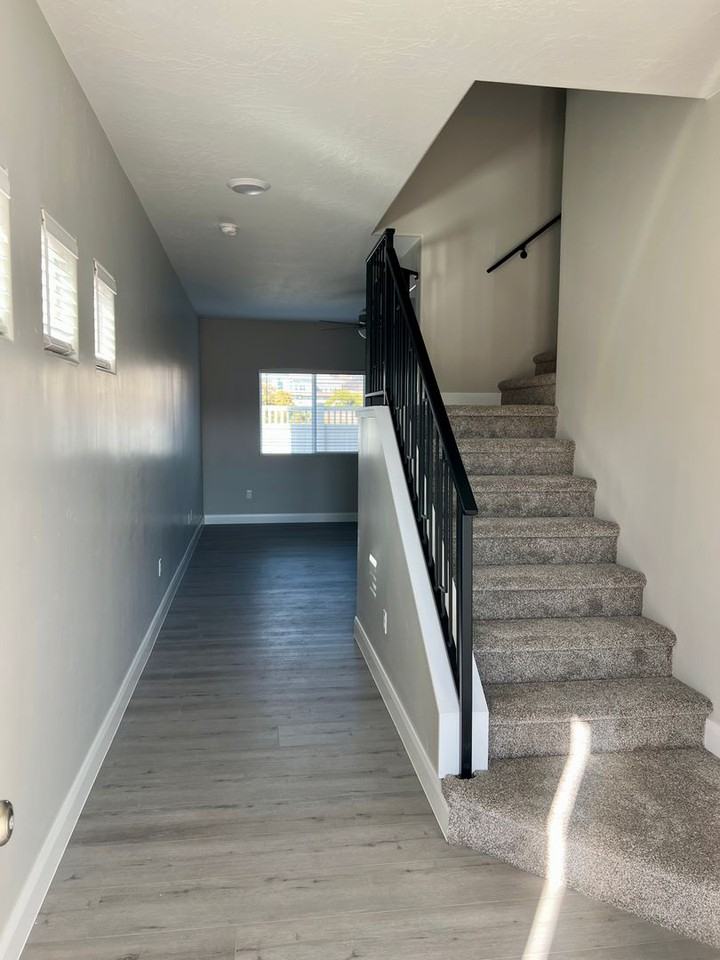 1042 S 1450 E #16 - Photo 3 of 23