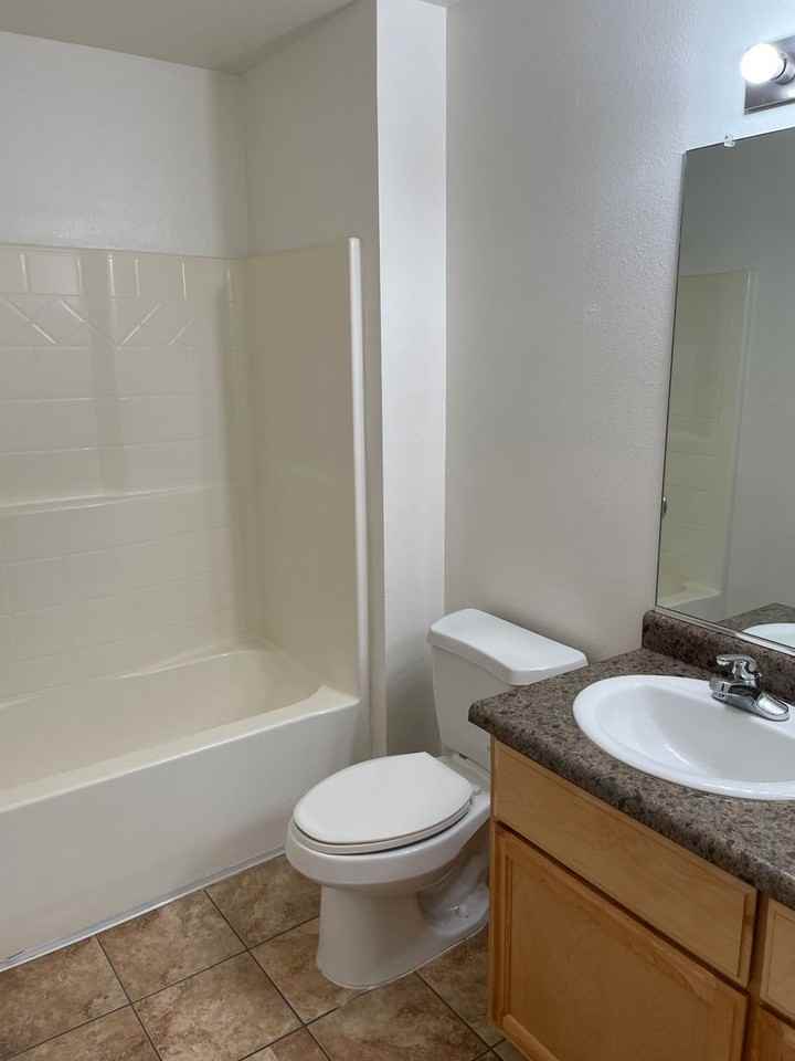 56 Hawes Way - Photo 5 of 11