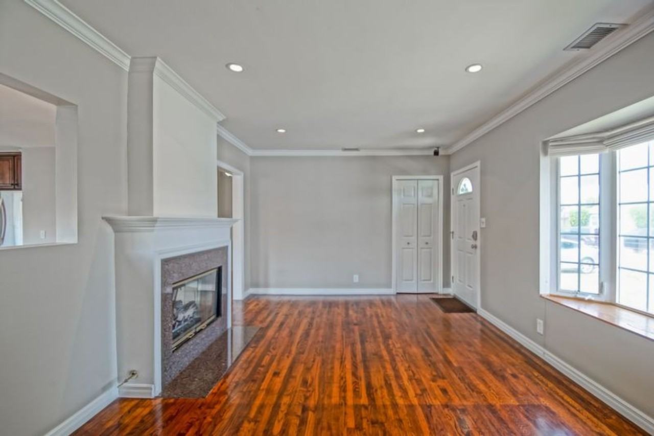 2404 Sebald Ave - Photo 6 of 50