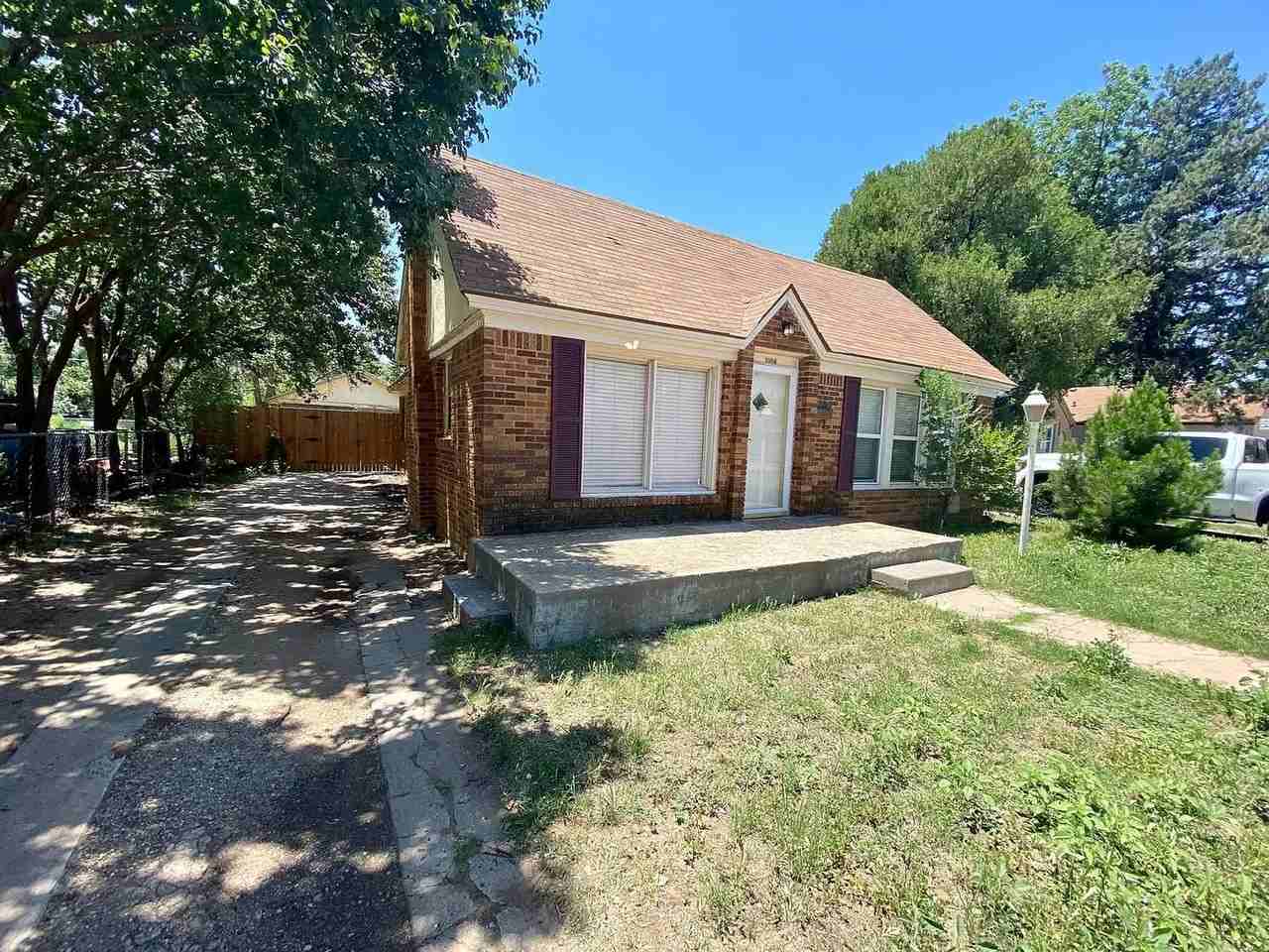 CD 2109 22nd Street - Photo 2 of 28