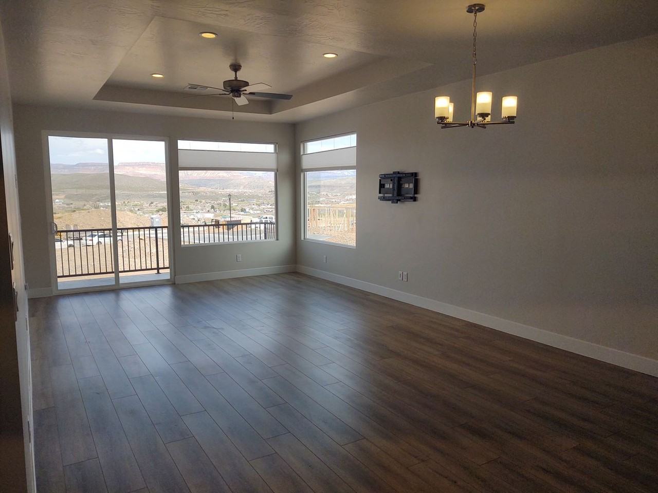 2118 W 380 S - Photo 2 of 19
