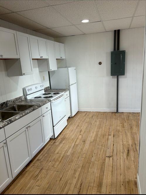 302 Main St - Photo 3 of 8