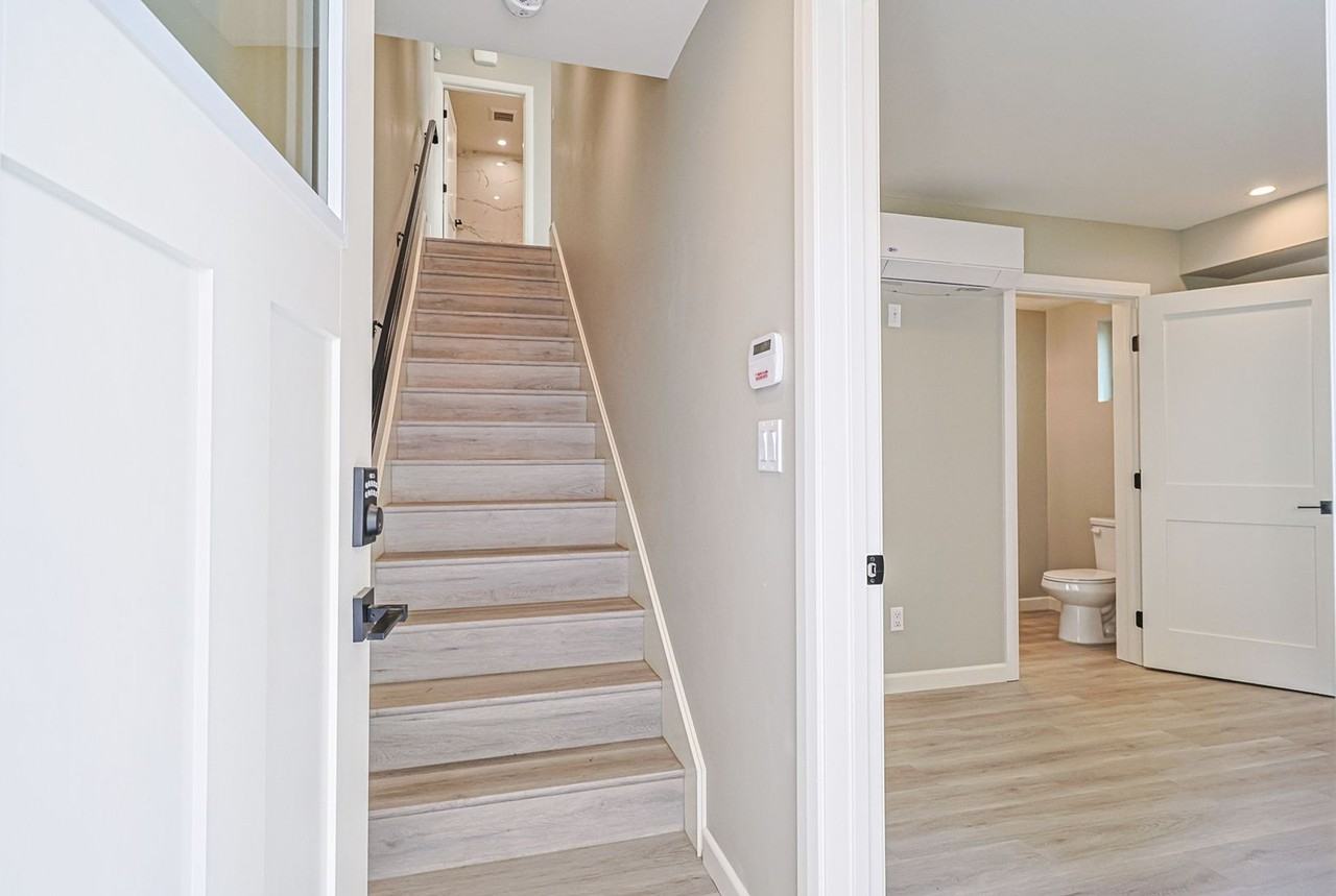 5261 Harmony Ave - Photo 7 of 50