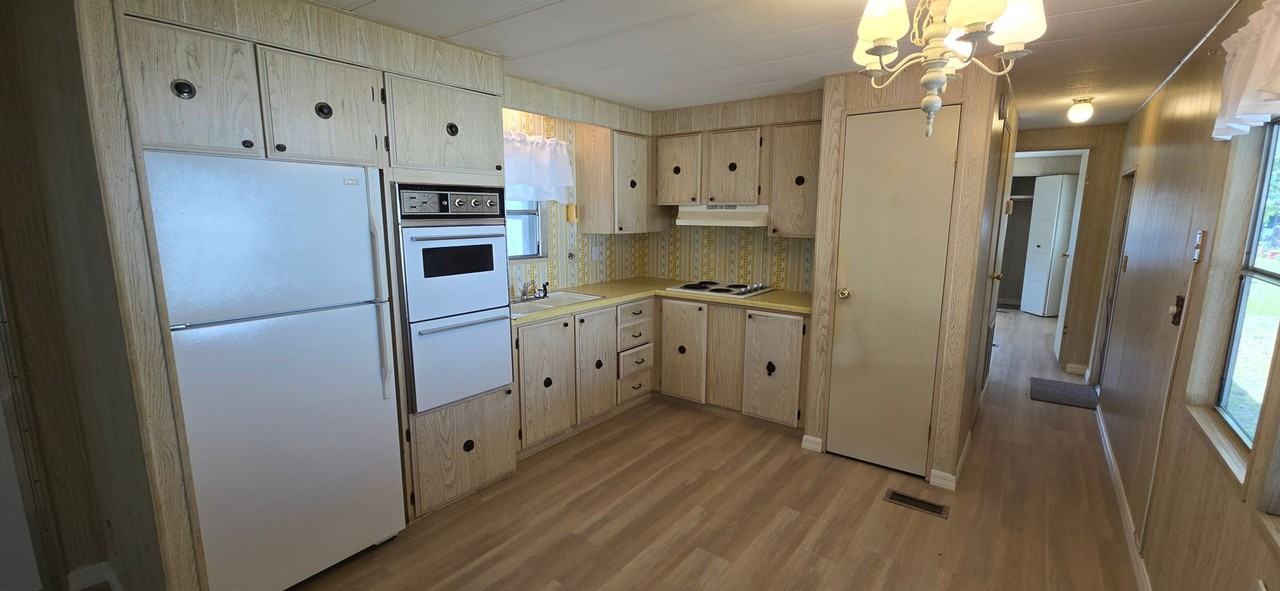 745 Bottle Brush Ct - Photo 6 of 31