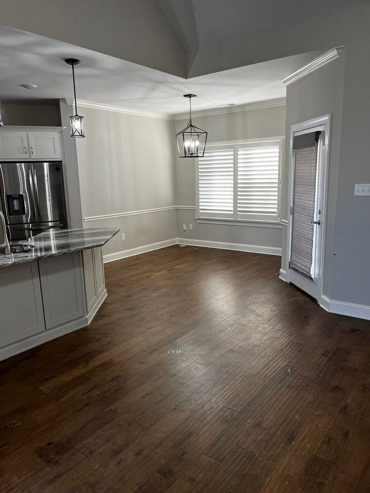 12785 Longmire Loop N - Photo 5 of 45