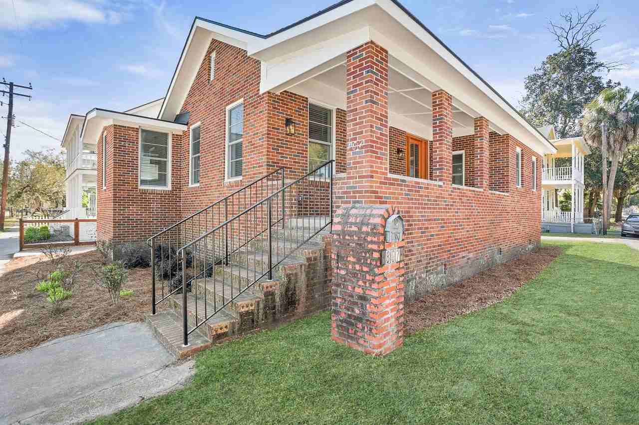 807 West St - Photo 2 of 40