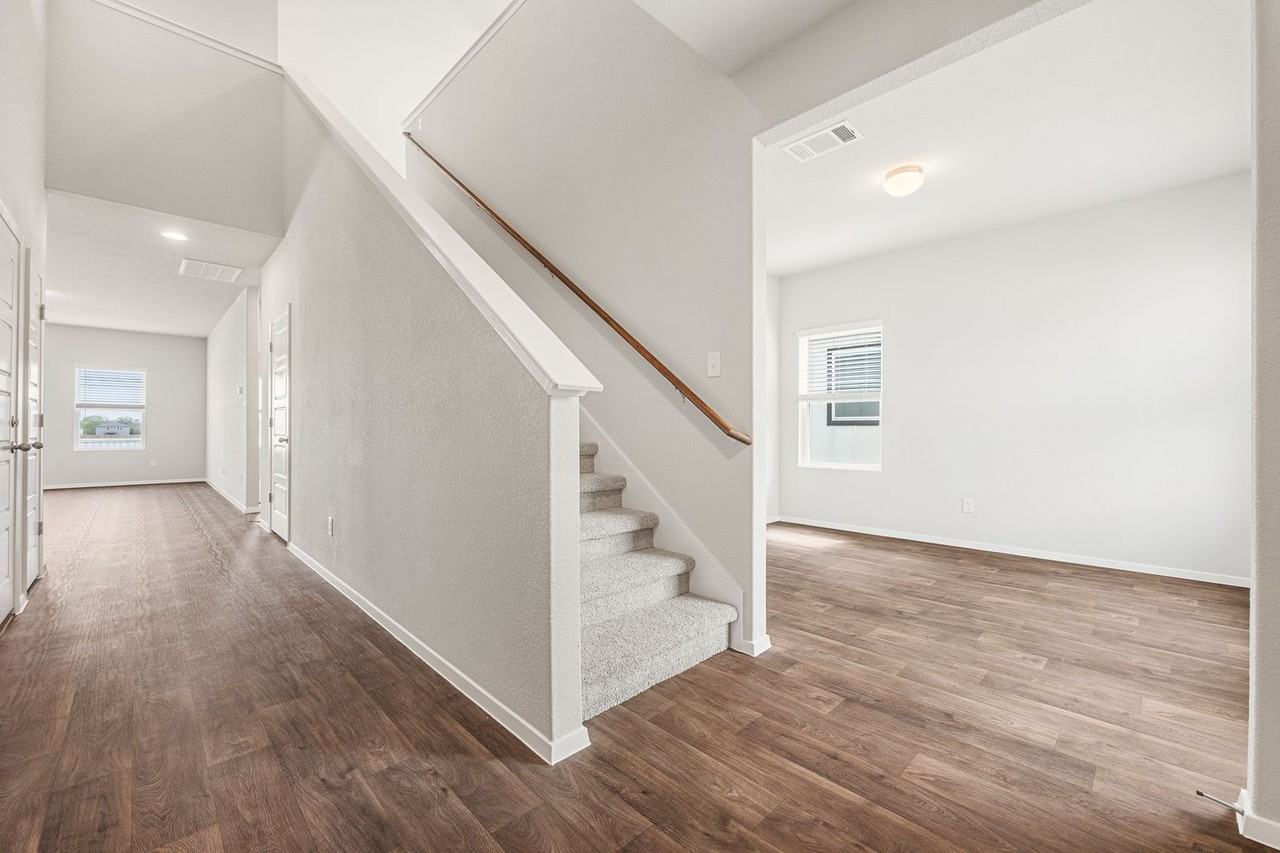 180 Keltic Dr - Photo 2 of 16