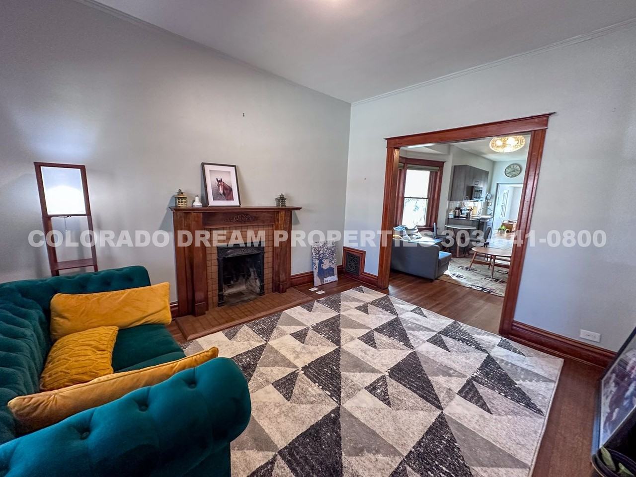 315 N Lincoln St - Photo 5 of 50