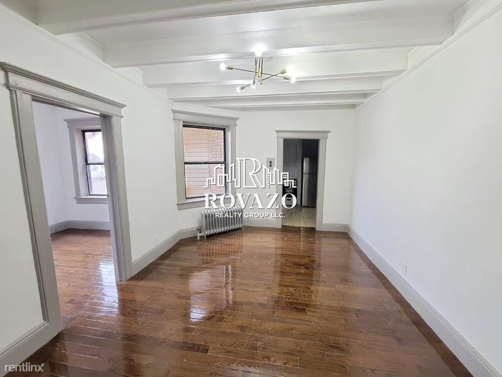 65 N Grove St - Photo 3 of 6