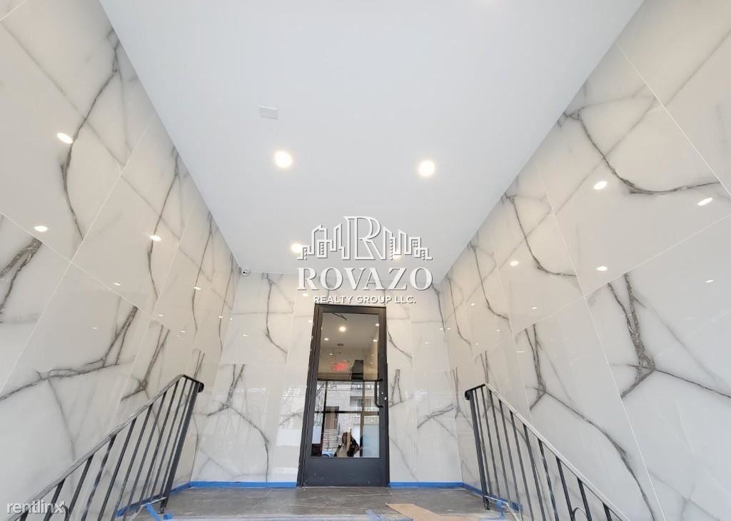 535 Hawthorne Ave - Photo 2 of 6