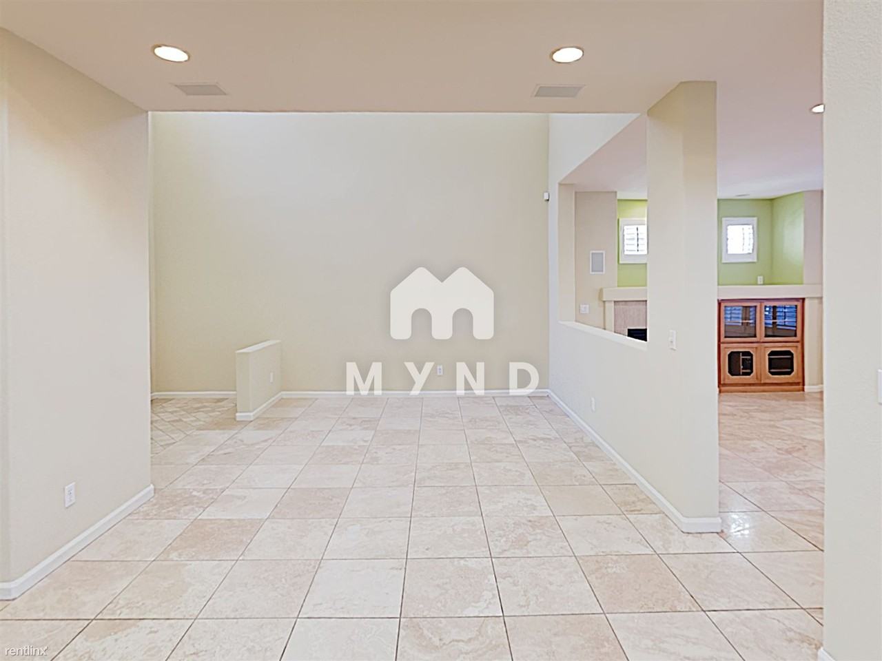 5263 Manderston Dr - Photo 3 of 14