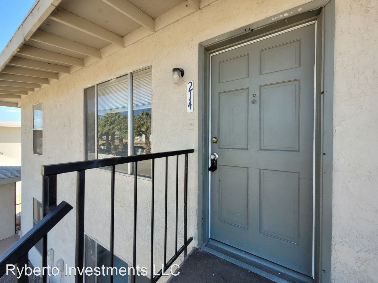 248 S. Ave B - Photo 2 of 12