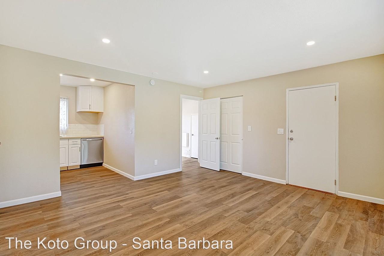 130 South Soledad Street - Photo 3 of 8