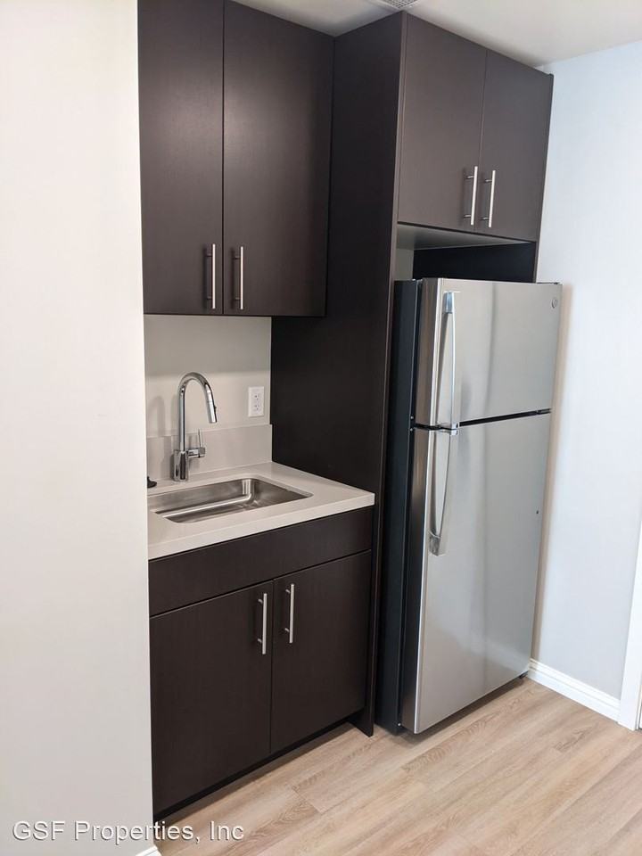 1715 N Street - Photo 2 of 12