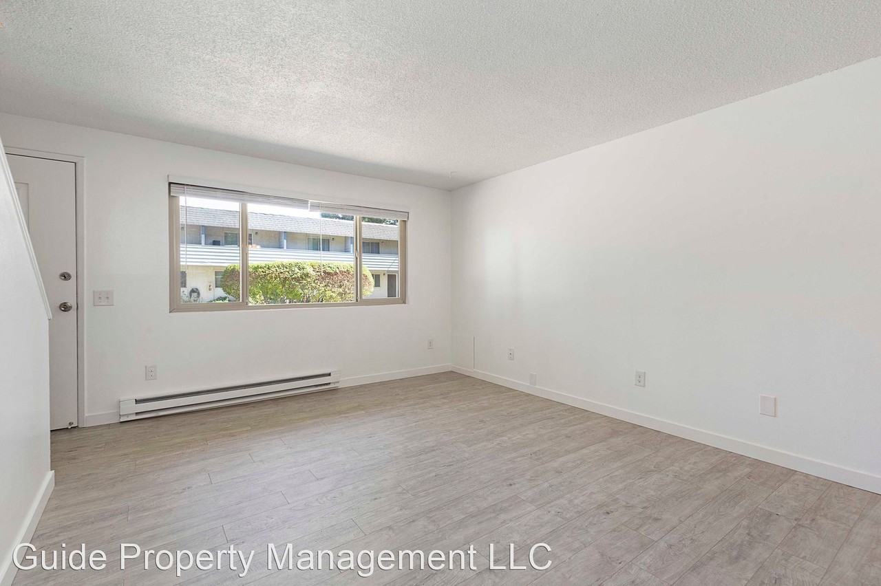 4410 176th St SW - Photo 3 of 10