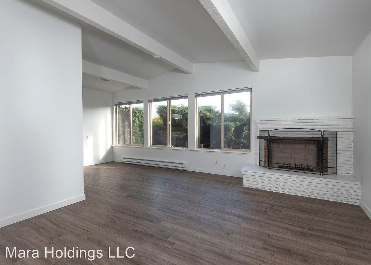 8359 9th Ave NW - Photo 2 of 17