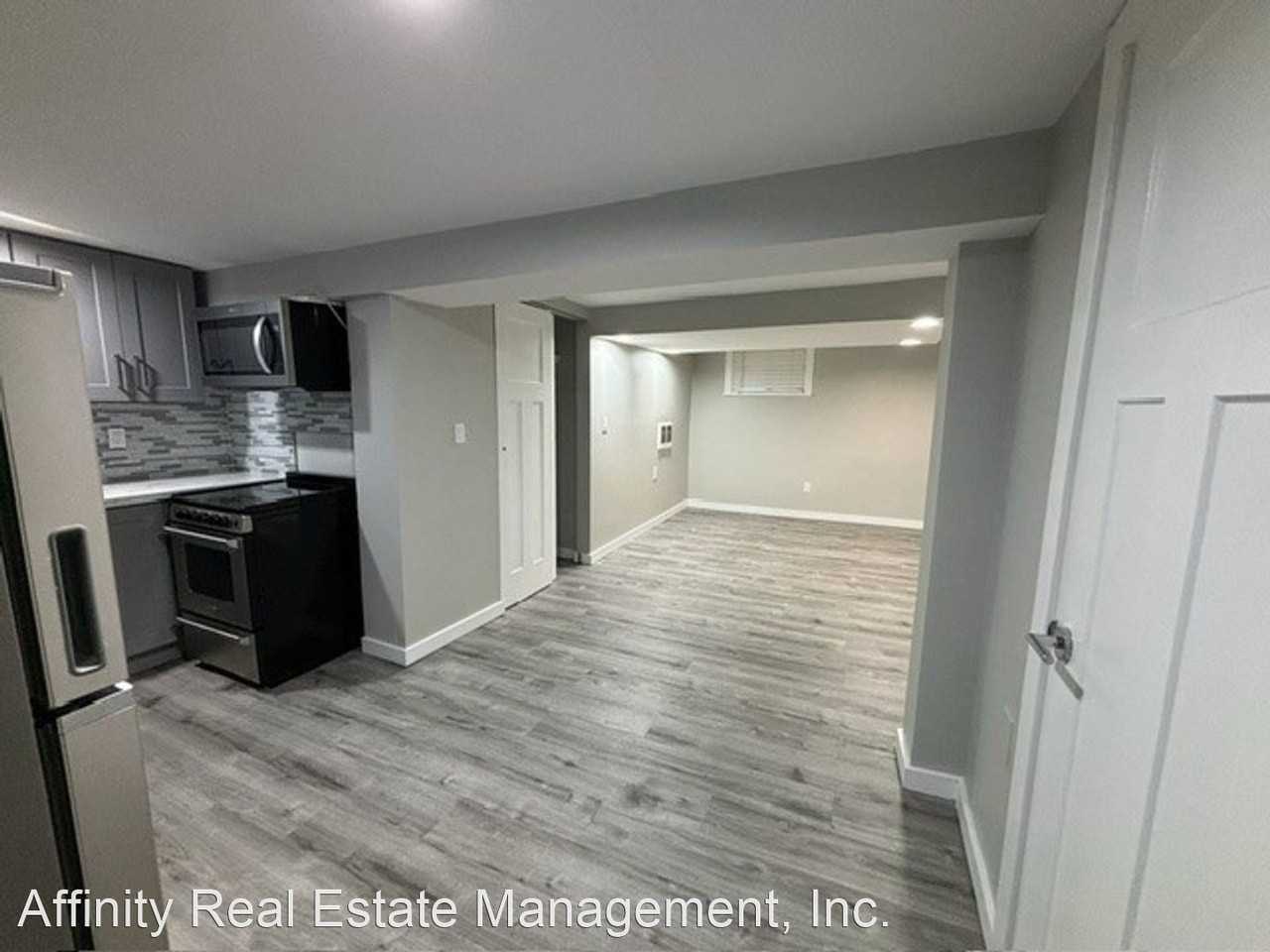 4700 SW Othello ST - Photo 3 of 7