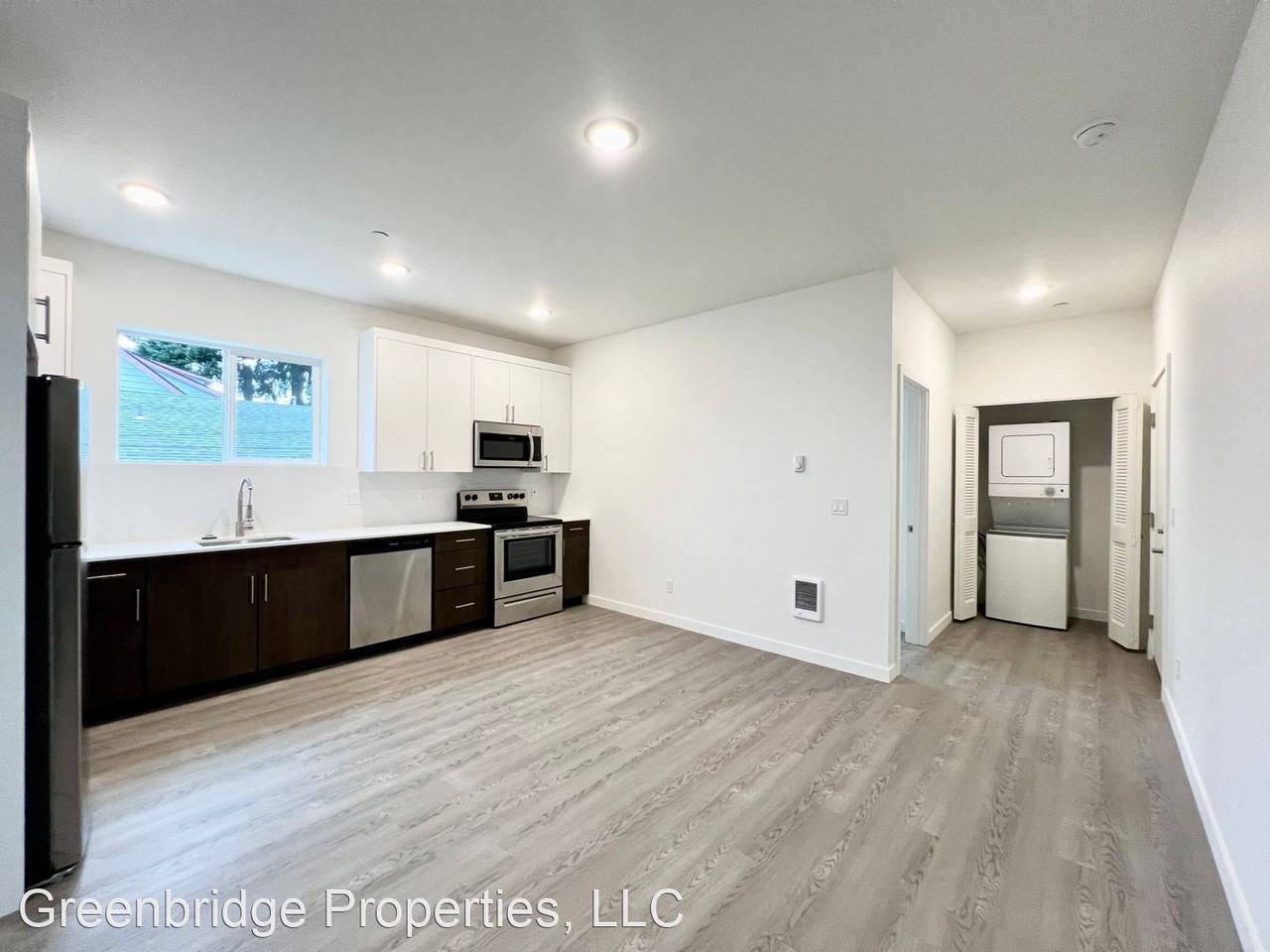 1 MONTH FREE RENT! Brand New Modern Units in N. Tabor Neighborhood - Photo 3 of 32