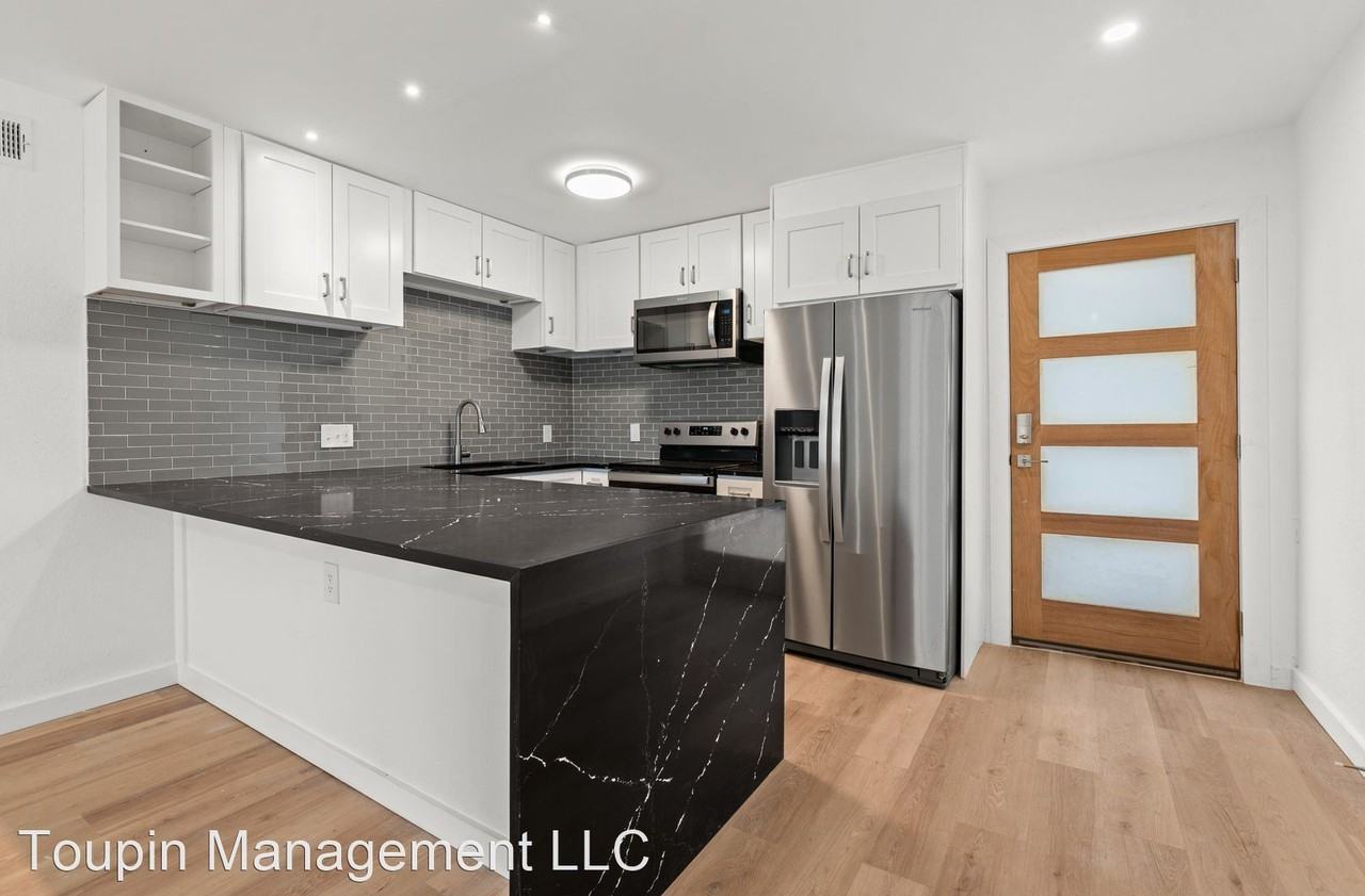 The Court Apartments - Photo 2 of 30