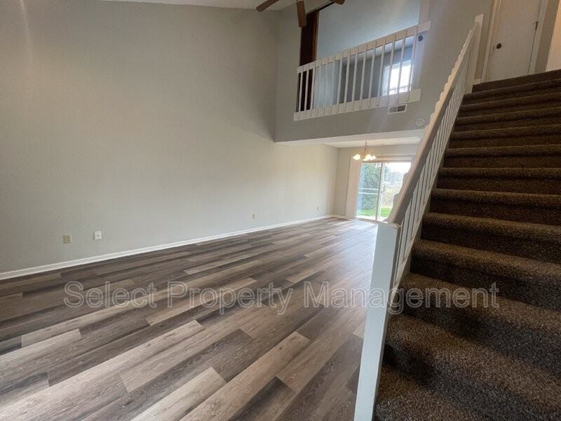 5428 Evard Rd - Photo 2 of 19