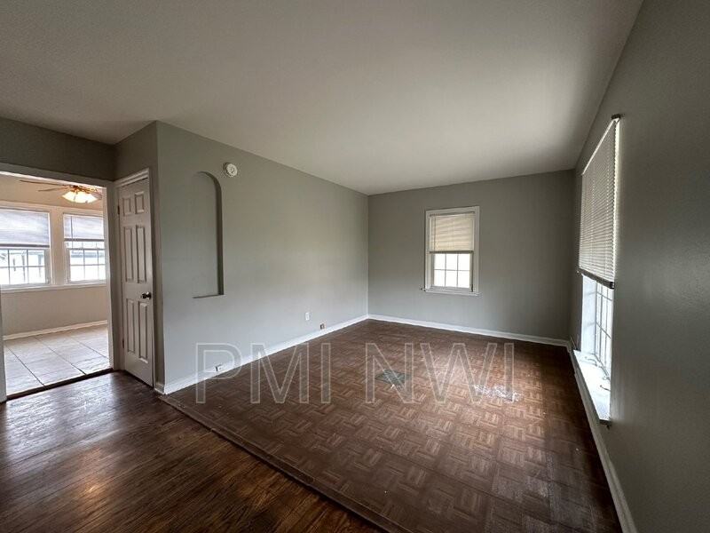 1343 Clark Rd - Photo 3 of 18