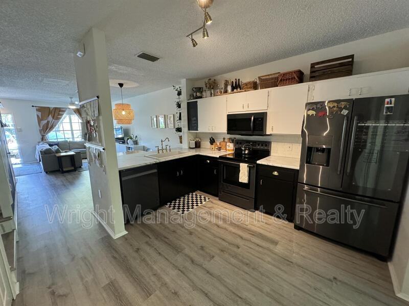 12326 Berkeley Square Dr #1 - Photo 3 of 28
