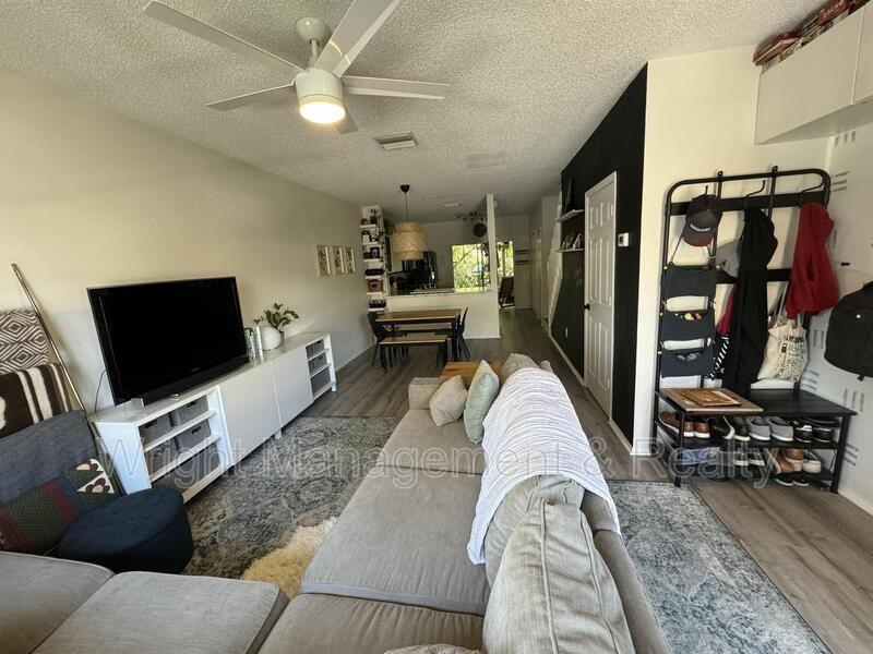 12326 Berkeley Square Dr #1 - Photo 5 of 28