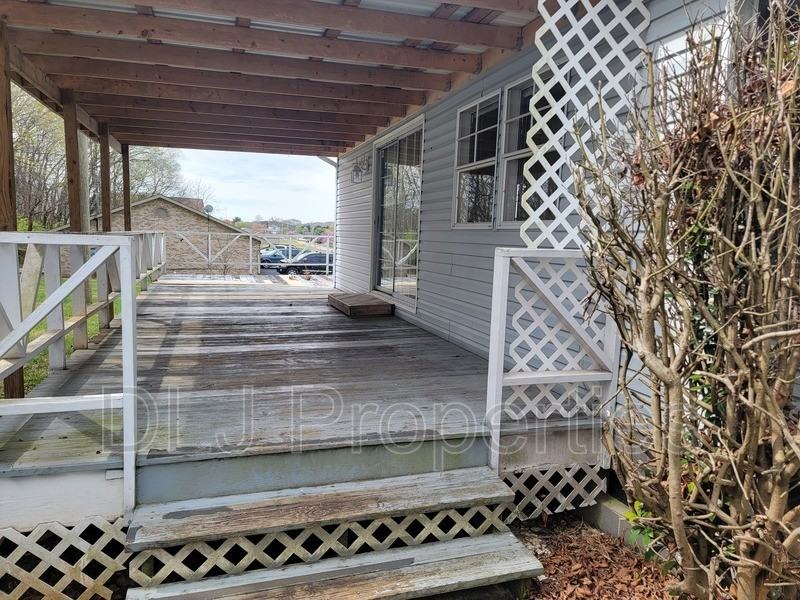 2149 Mccleary Rd - Photo 3 of 17