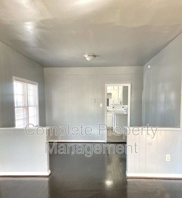 5015 42nd Pl N - Photo 3 of 18