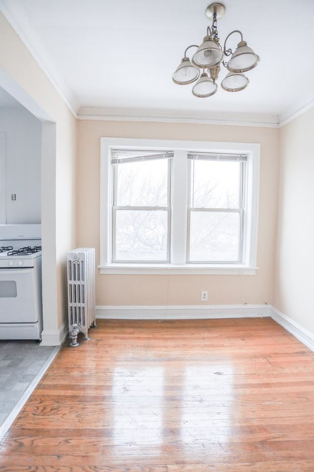 3954 W Dakin St #3B - Photo 6 of 9