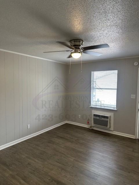 711 20th St Se - Photo 3 of 10