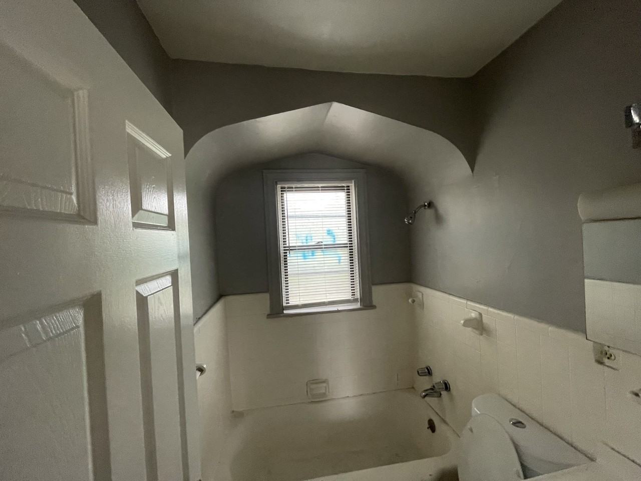 956 Barbara Dr - Photo 5 of 5