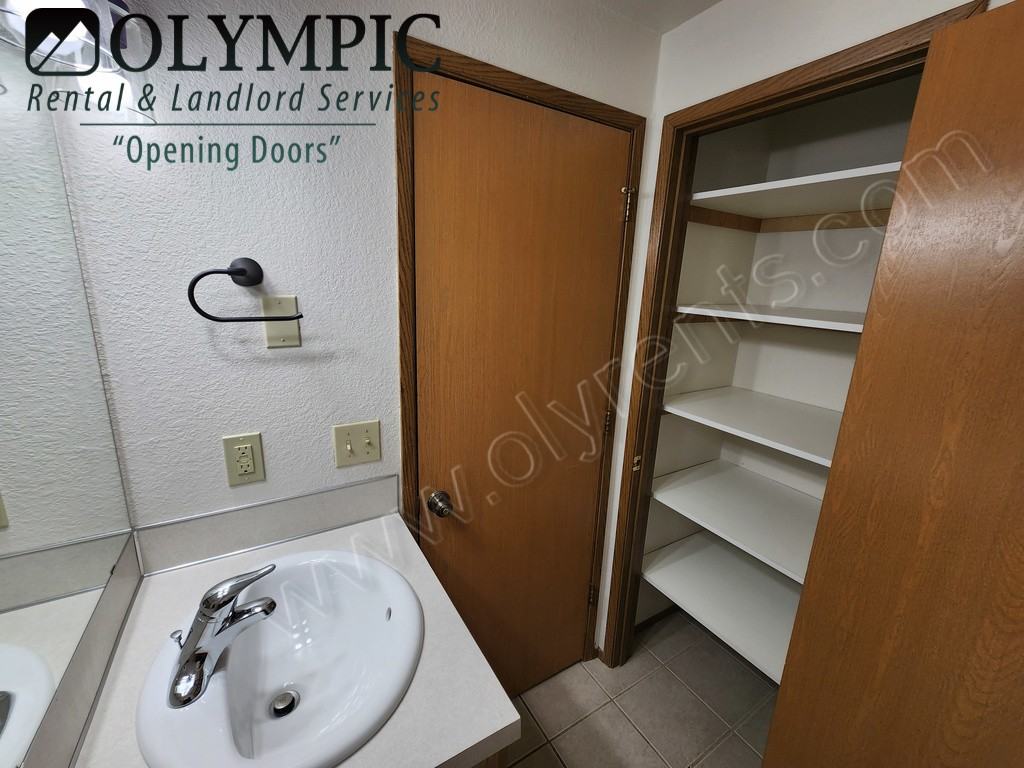 1801 Sulky Dr Se - Photo 7 of 20