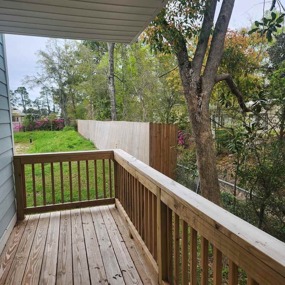 1016 Mclaren Cir - Photo 7 of 22