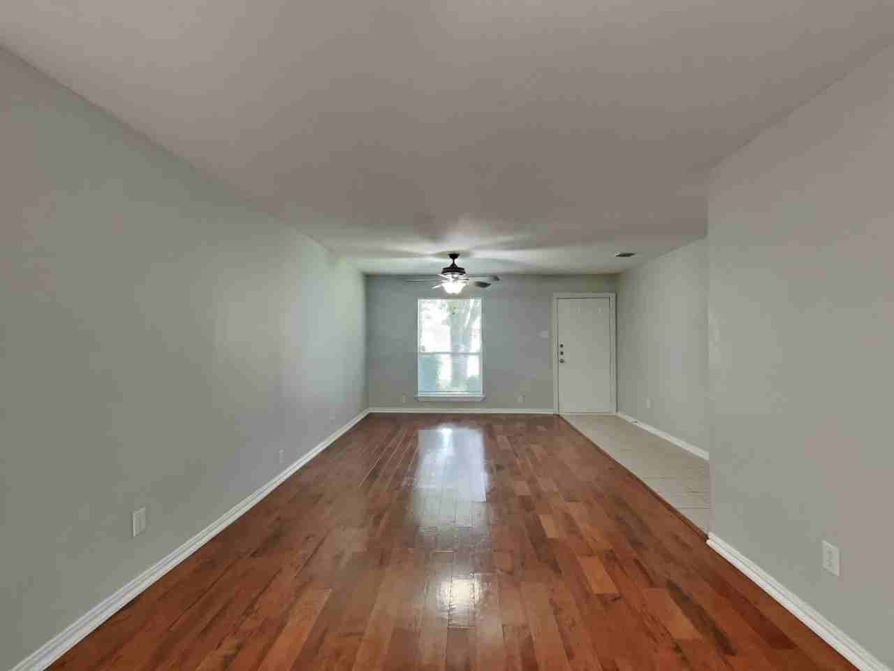 1838 Crooks Ct - Photo 3 of 28