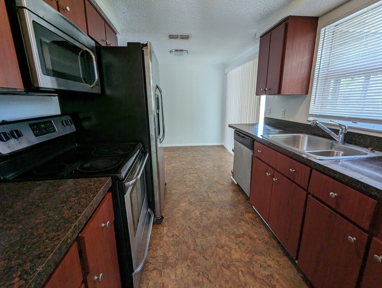 7915 Eugene Dr - Photo 2 of 13