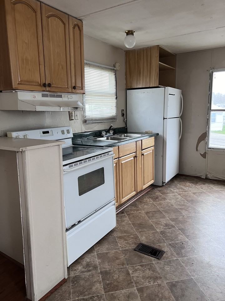 54 Village Street - Photo 2 of 18