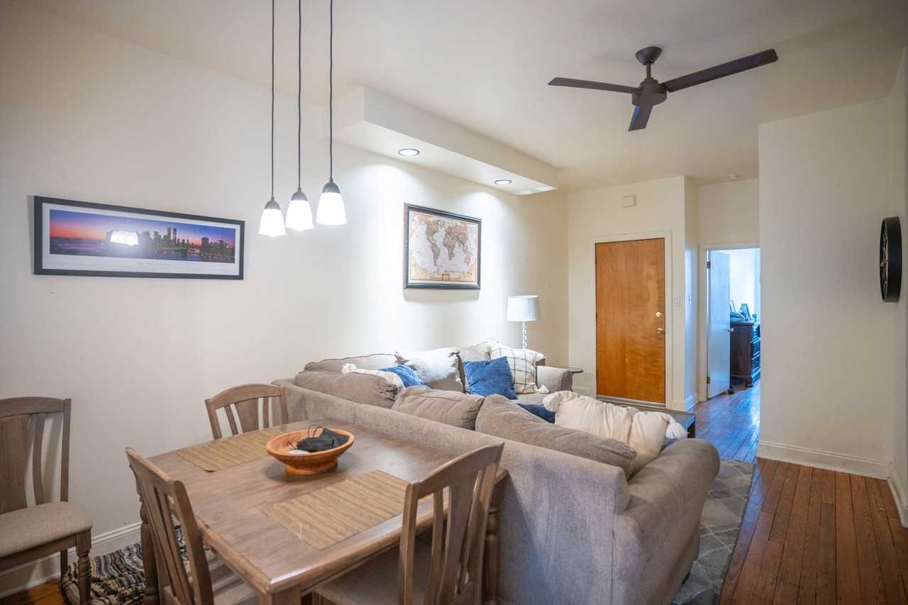 2119 S 13th St - Photo 4 of 15